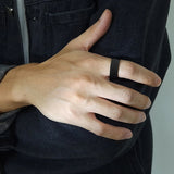 BAGUE NOIRE ARC-EN-CIEL INTÉRIEUR – FIERTÉ DISCRÈTE LGBTQIA+