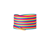 Paire de lacets plats multicolores aux couleurs pansexuelles, enroulés et présentés sur fond blanc, embouts visibles.