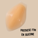 Prothèse FTM en silicone souple pour packing, disponible en version adhésive et non adhésive – couleur peau.