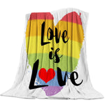 Couverture en flanelle LGBT love is love