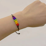 Bracelet LGBT noué et réglable arc en ciel
