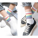 Chaussettes LGBT blanche sur pied